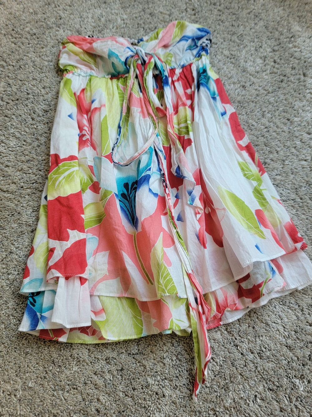 Hollister White Floral Strapless Summer Top with Coral & Lime Accents Medium